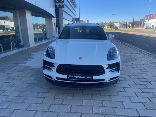 Side view of Porsche Macan