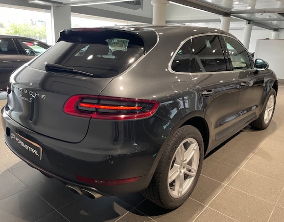 Side view of Porsche Macan